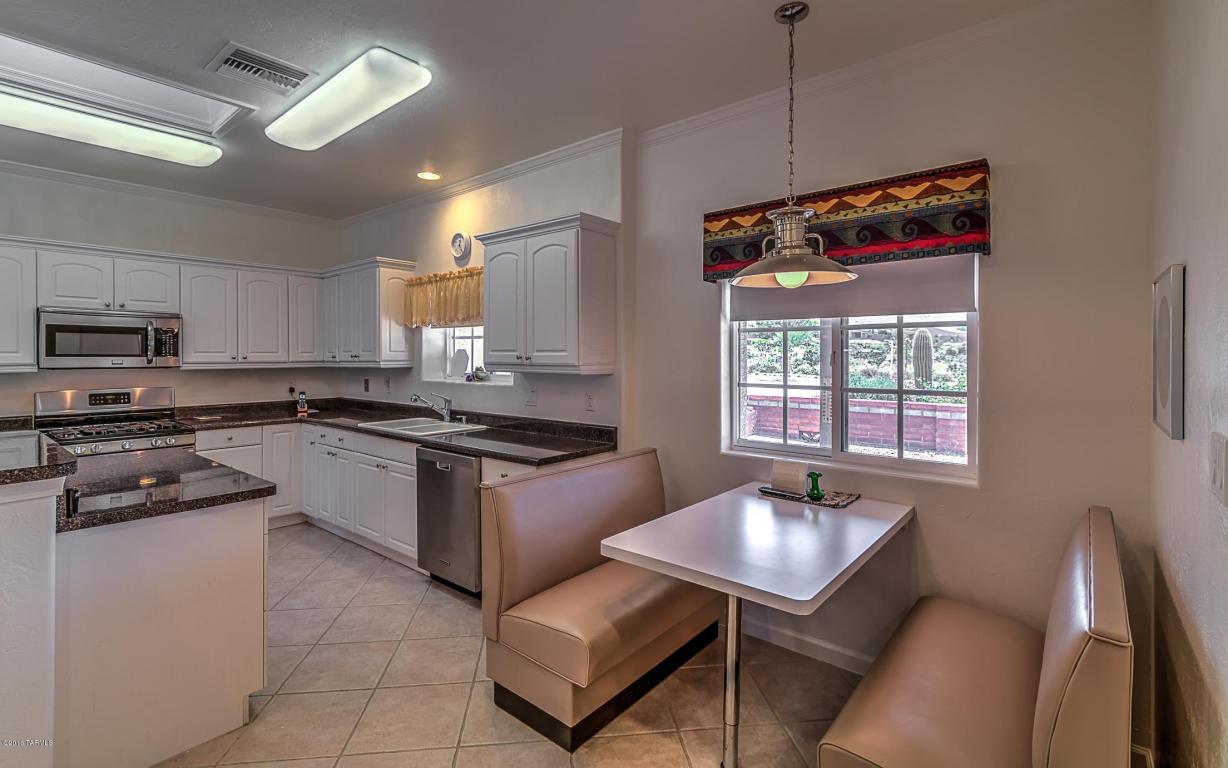 581 E Drawdown Trl, Vail, AZ 85641 photo 4