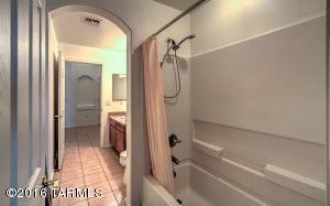 5975 E Franklin Tale Dr, Tucson, AZ 85756 photo 23