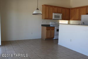 7593 E Picket Fence Ln, Tucson, AZ 85756 photo 9