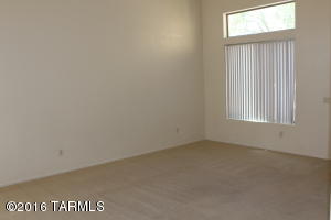 7593 E Picket Fence Ln, Tucson, AZ 85756 photo 3