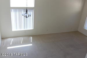 7593 E Picket Fence Ln, Tucson, AZ 85756 photo 2
