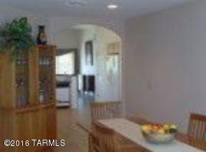8847 E Maxwell Dr, Tucson, AZ 85747 photo 4