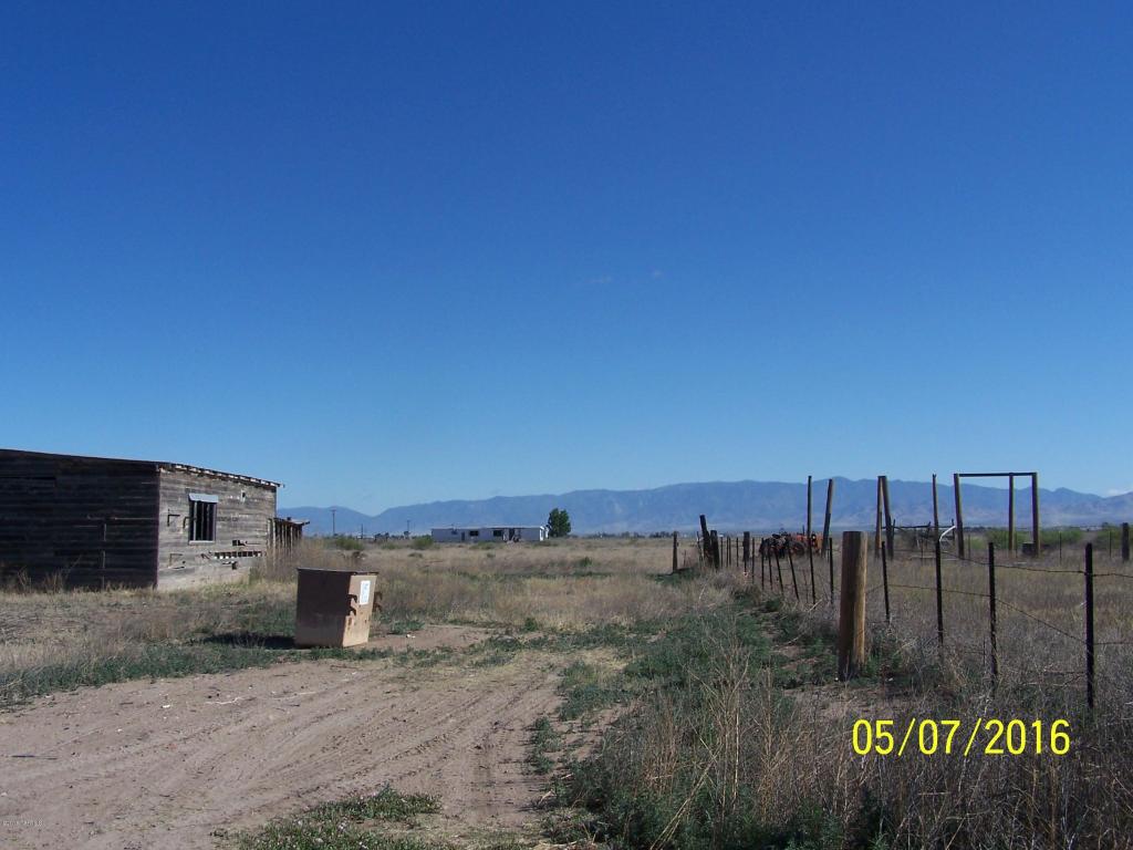 5446 W Coffman Ave, Willcox, AZ 85643 photo 3