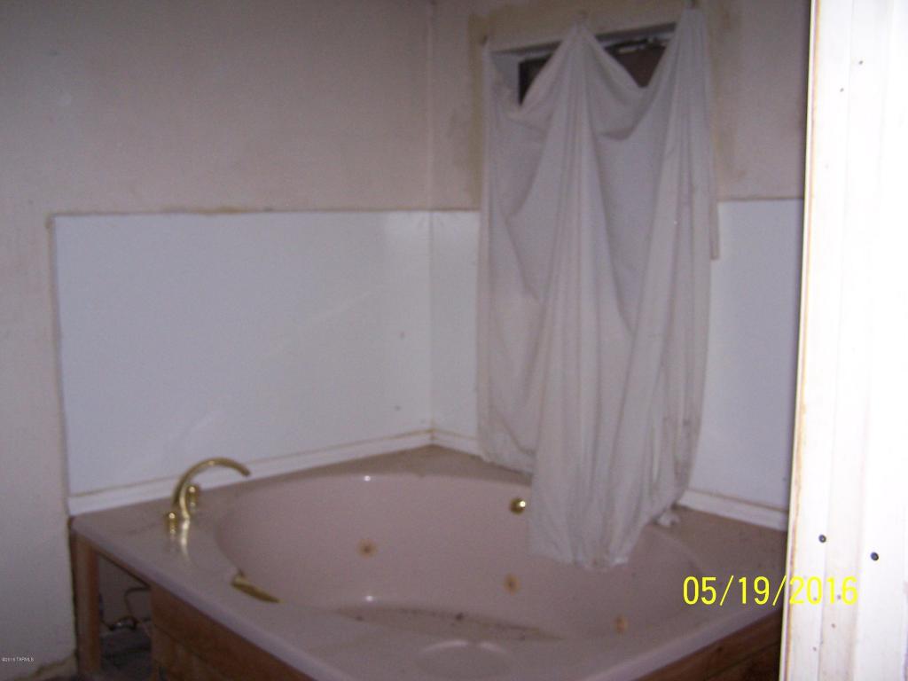 5446 W Coffman Ave, Willcox, AZ 85643 photo 17