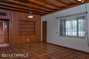 409 E Smoot Dr, Tucson, AZ 85705 photo 5