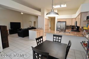 571 E Squirrel Tail Dr, Tucson, AZ 85704 photo 6