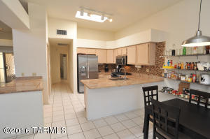 571 E Squirrel Tail Dr, Tucson, AZ 85704 photo 7