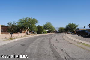 7632 E Keith Dr, Tucson, AZ 85730 photo 5