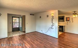 7022 E Nelson Dr, Tucson, AZ 85730 photo 7