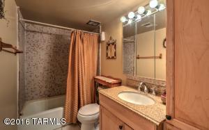 7022 E Nelson Dr, Tucson, AZ 85730 photo 17