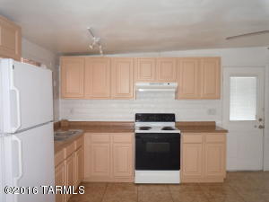 6937 E Nelson Dr, Tucson, AZ 85730 photo 4
