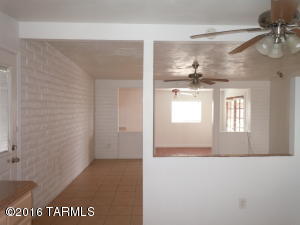 6937 E Nelson Dr, Tucson, AZ 85730 photo 5