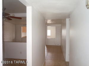6937 E Nelson Dr, Tucson, AZ 85730 photo 3