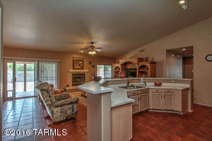 8610 E Olinga Ct, Tucson, AZ 85747 photo 7