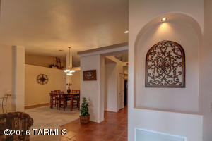 8610 E Olinga Ct, Tucson, AZ 85747 photo 2