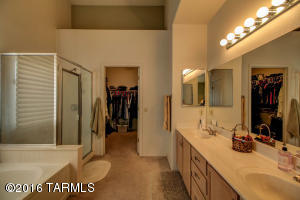 8610 E Olinga Ct, Tucson, AZ 85747 photo 19