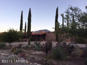 8265 E Rawhide Trl, Tucson, AZ 85750 photo 1