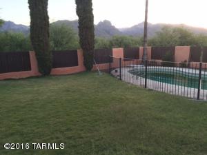 8265 E Rawhide Trl, Tucson, AZ 85750 photo 2