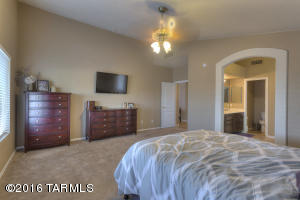 9330 E Montea Pl, Tucson, AZ 85747 photo 10