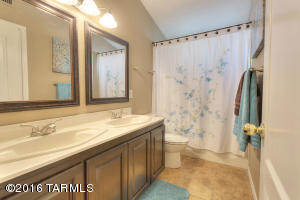 9330 E Montea Pl, Tucson, AZ 85747 photo 6