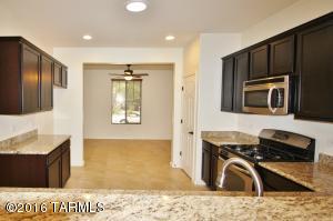 258 E Sycamore View Rd, Vail, AZ 85641 photo 6