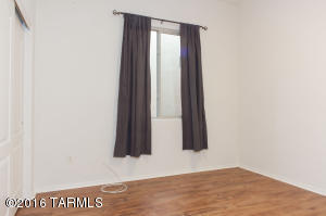 10572 E Ralph Alvarez Pl, Tucson, AZ 85747 photo 12