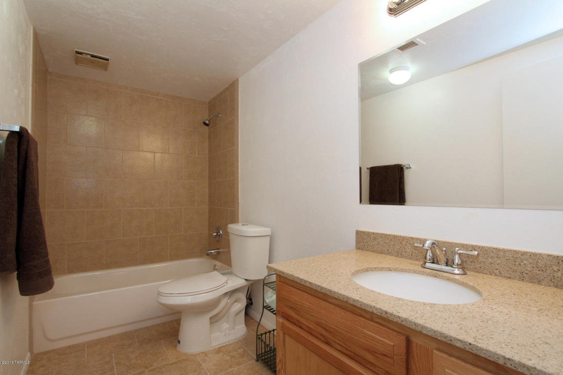 2321 E Hedrick Dr, Tucson, AZ 85719 photo 26