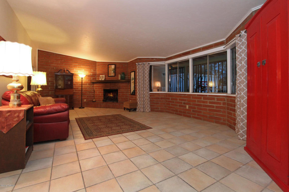 2321 E Hedrick Dr, Tucson, AZ 85719 photo 6