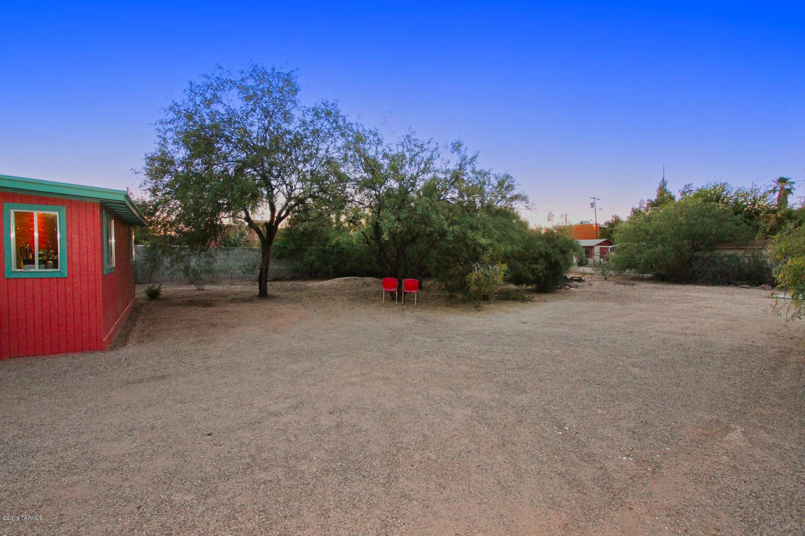 2321 E Hedrick Dr, Tucson, AZ 85719 photo 3