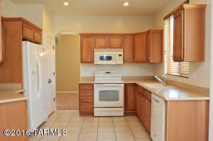 6613 E Gehrig Ln, Tucson, AZ 85756 photo 11