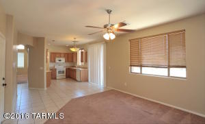 6613 E Gehrig Ln, Tucson, AZ 85756 photo 8
