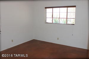 1334 E Copper St, Tucson, AZ 85719 photo 11