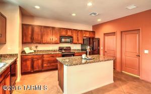 10591 E Cerulean Way, Tucson, AZ 85747 photo 6