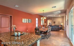 10591 E Cerulean Way, Tucson, AZ 85747 photo 9