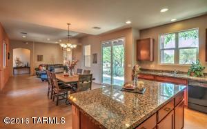 10591 E Cerulean Way, Tucson, AZ 85747 photo 8