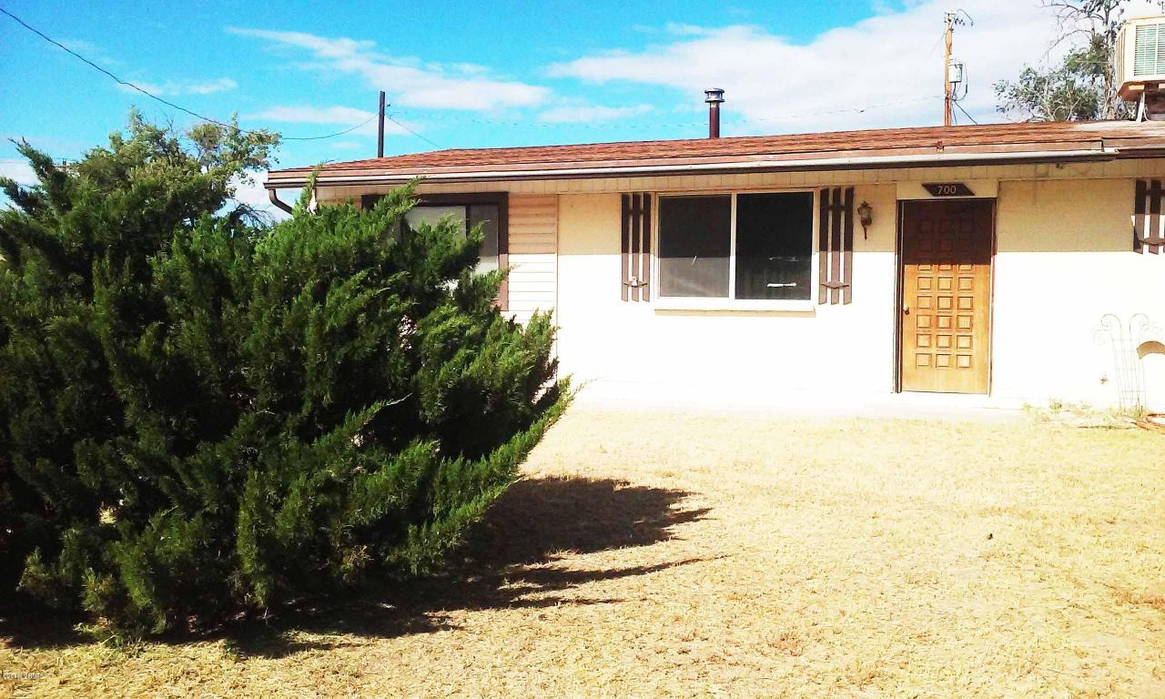 700 N Douglas Ave, Willcox, AZ 85643 photo 2