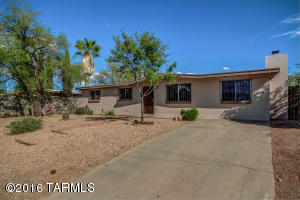 8456 E Ruby Dr, Tucson, AZ 85730 photo 3