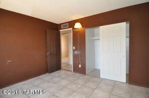 7158 E Lakeside Dr, Tucson, AZ 85730 photo 13