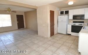 7158 E Lakeside Dr, Tucson, AZ 85730 photo 5