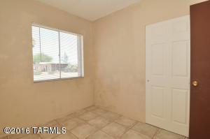 7158 E Lakeside Dr, Tucson, AZ 85730 photo 17