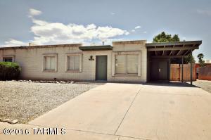 7158 E Lakeside Dr, Tucson, AZ 85730 photo 1