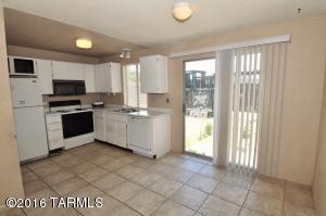 7158 E Lakeside Dr, Tucson, AZ 85730 photo 4