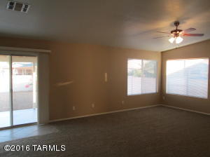10206 E Rainbow Meadow Dr, Tucson, AZ 85747 photo 4