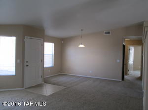 10206 E Rainbow Meadow Dr, Tucson, AZ 85747 photo 2