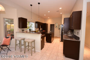 491 E Deers Rest Pl, Tucson, AZ 85704 photo 4
