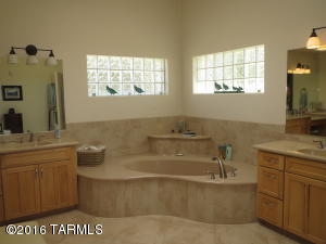 6901 E Crestline Dr, Tucson, AZ 85715 photo 26