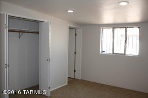 3955 E 27th St, Tucson, AZ 85711 photo 11
