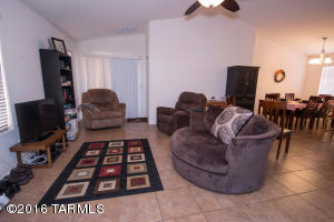 7813 S Sentinal Stone Dr, Tucson, AZ 85756 photo 8