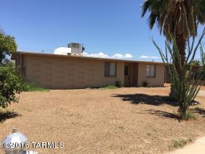 4143 E Sylvane Dr, Tucson, AZ 85711 photo 2