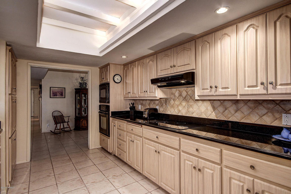 5120 E River Rd, Tucson, AZ 85718 photo 18